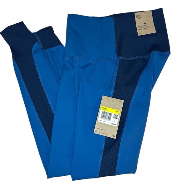 Nike Yoga Women's Mid-Rise 7/8 Leggings - Picture 2 of 13